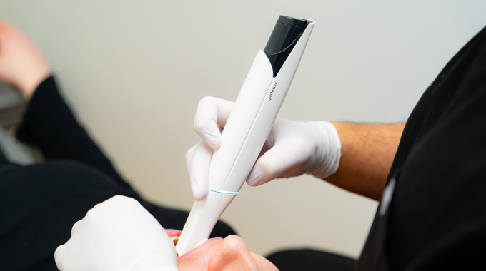 Accueil Orthodontiste spécialiste à Paris 18, Dr Mehdi Sersab