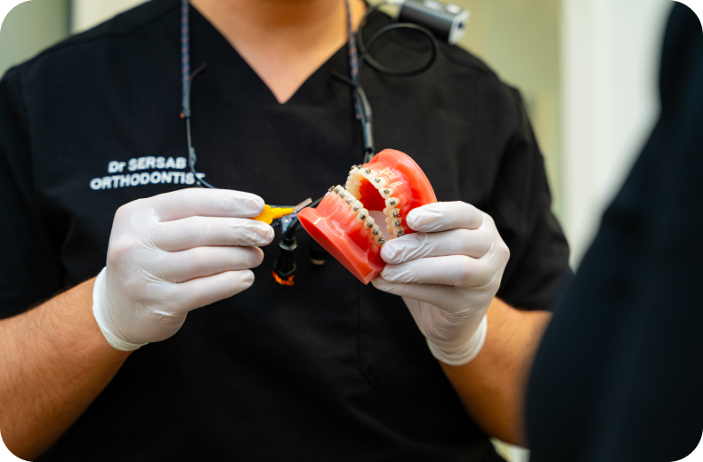 Accueil Orthodontiste spécialiste à Paris 18, Dr Mehdi Sersab