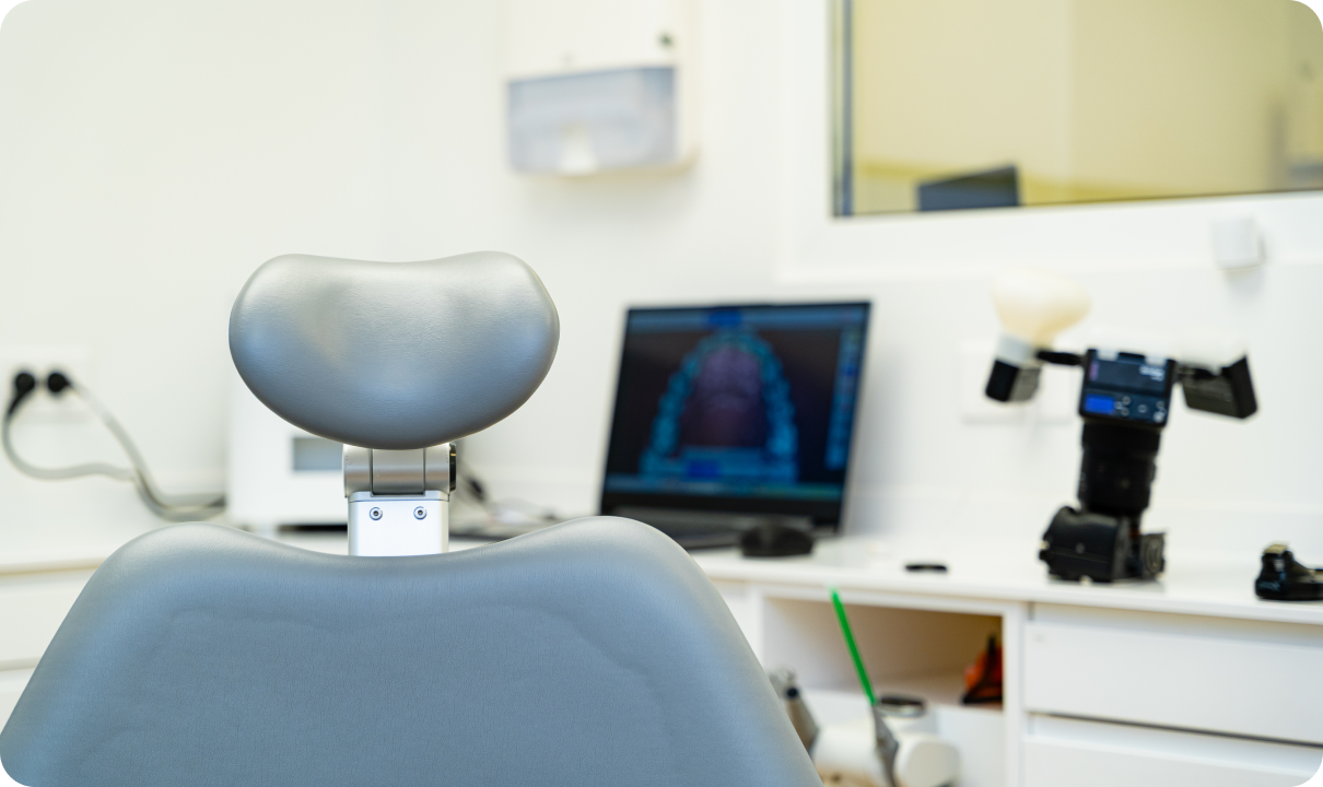 Accueil Orthodontiste spécialiste à Paris 18, Dr Mehdi Sersab