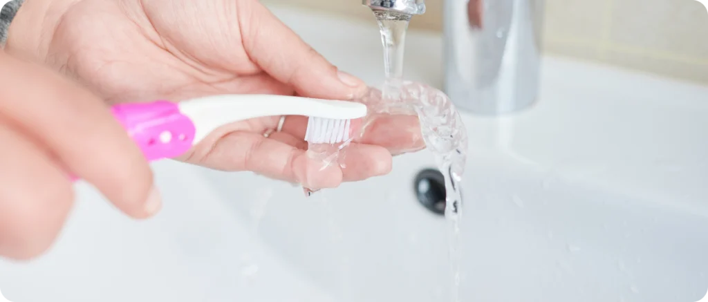 Aligneurs transparents Orthodontiste spécialiste à Paris 18 | Dr Mehdi Sersab